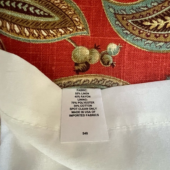 Country Curtains Drapery and Pillow Shams - Picture 7 of 11